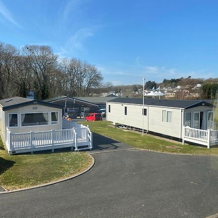 Whitecliff Bay Holiday Park - Most Popular Location Near Pools, Clubs And Beach Bembridge Exterior foto